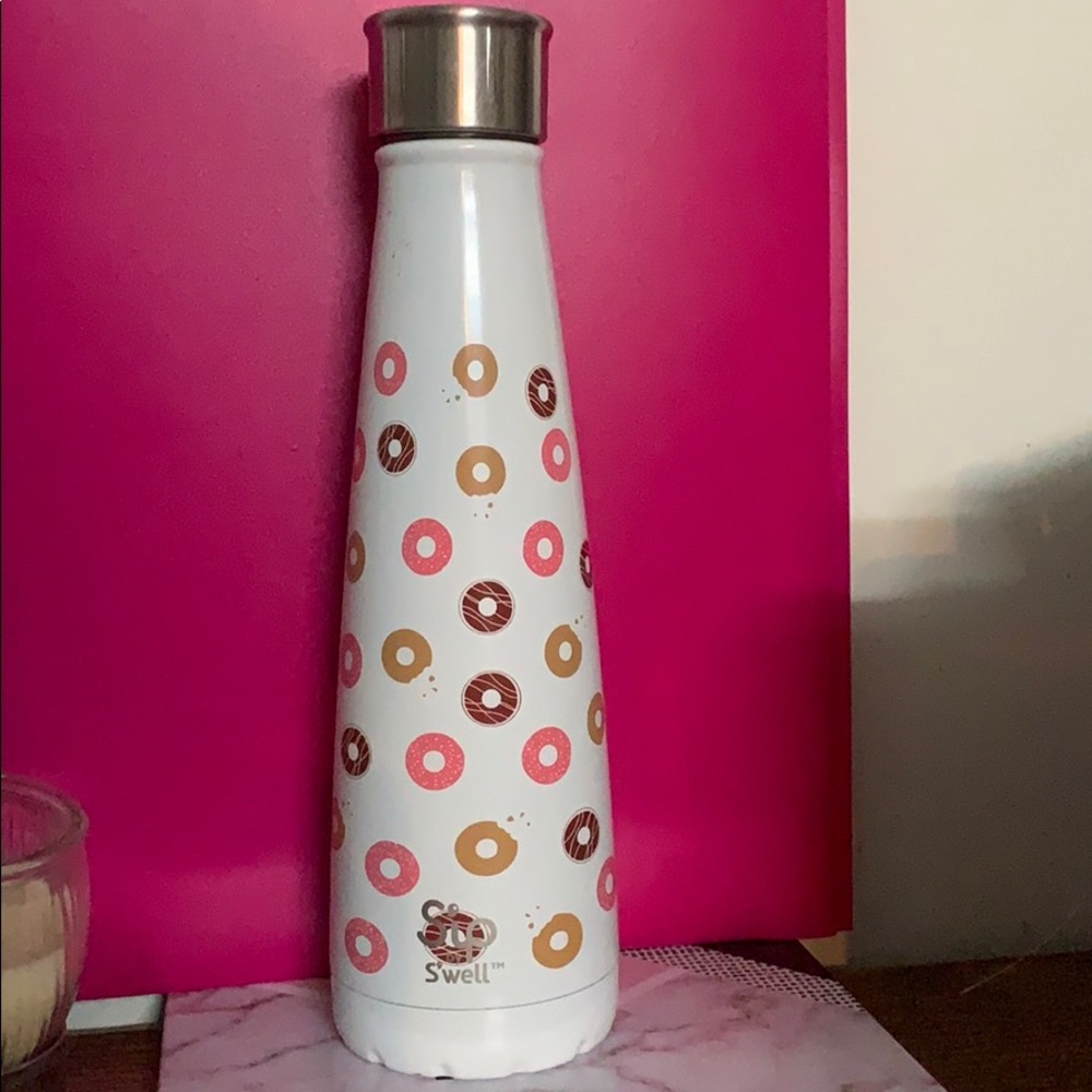 S’well metal water bottle